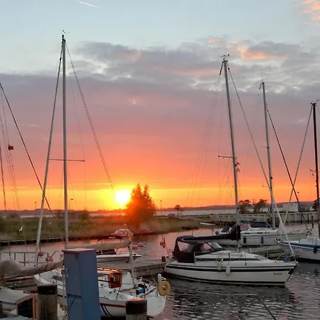 strandnahe 2-Raum-Ferienwohnung mit Balkon - Strandhaus Mönchgut FeWo 10